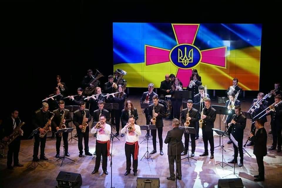 Вітаємо наших викладачів!