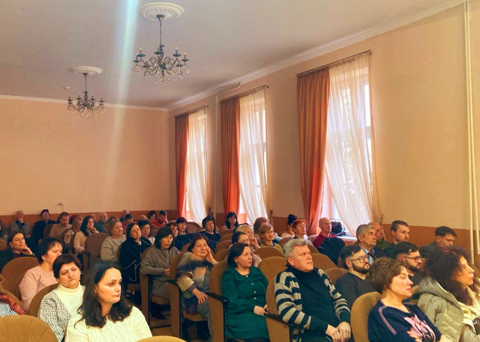 Збори трудового колективу Ужгородського музичного фахового коледжу імені Д.Є.Задора